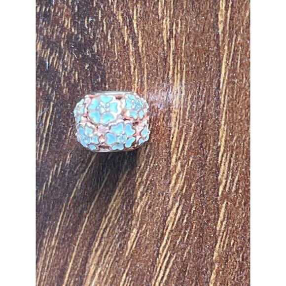 Pandora authentic rose white primerose meadow charm. jewelry bracelet - Picture 2 of 5